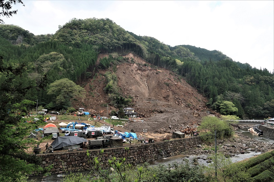 中津市土砂災害 耶馬渓土砂災害 雨なし土砂災害 現地調査 写真レポート 山村武彦